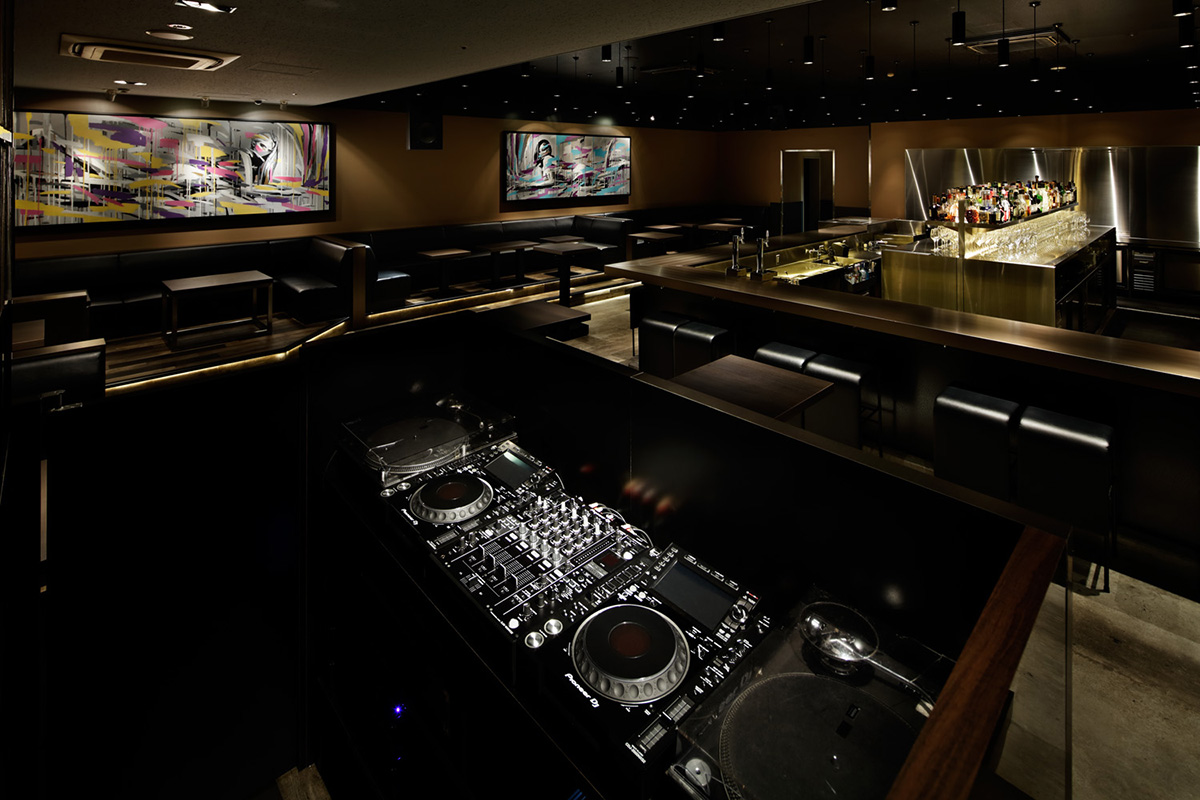 R2 SUPPERCLUB