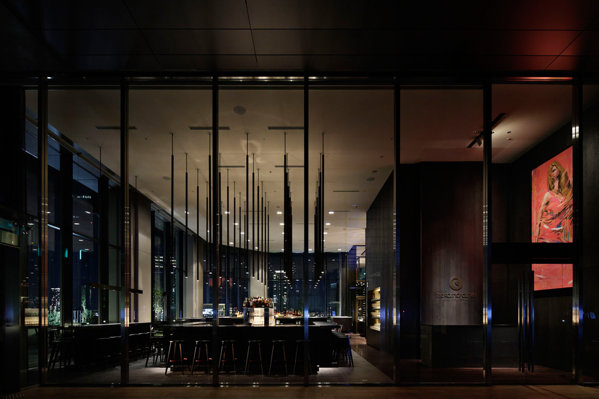 THE COSMOPOLITAN GRILL | BAR | TERRACE
